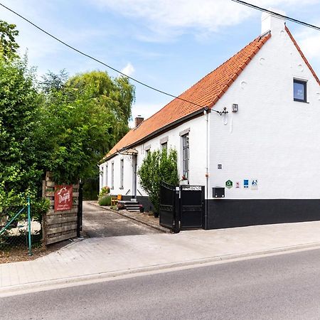 Bed and Breakfast Au Petit Dragon Mons Exterior foto