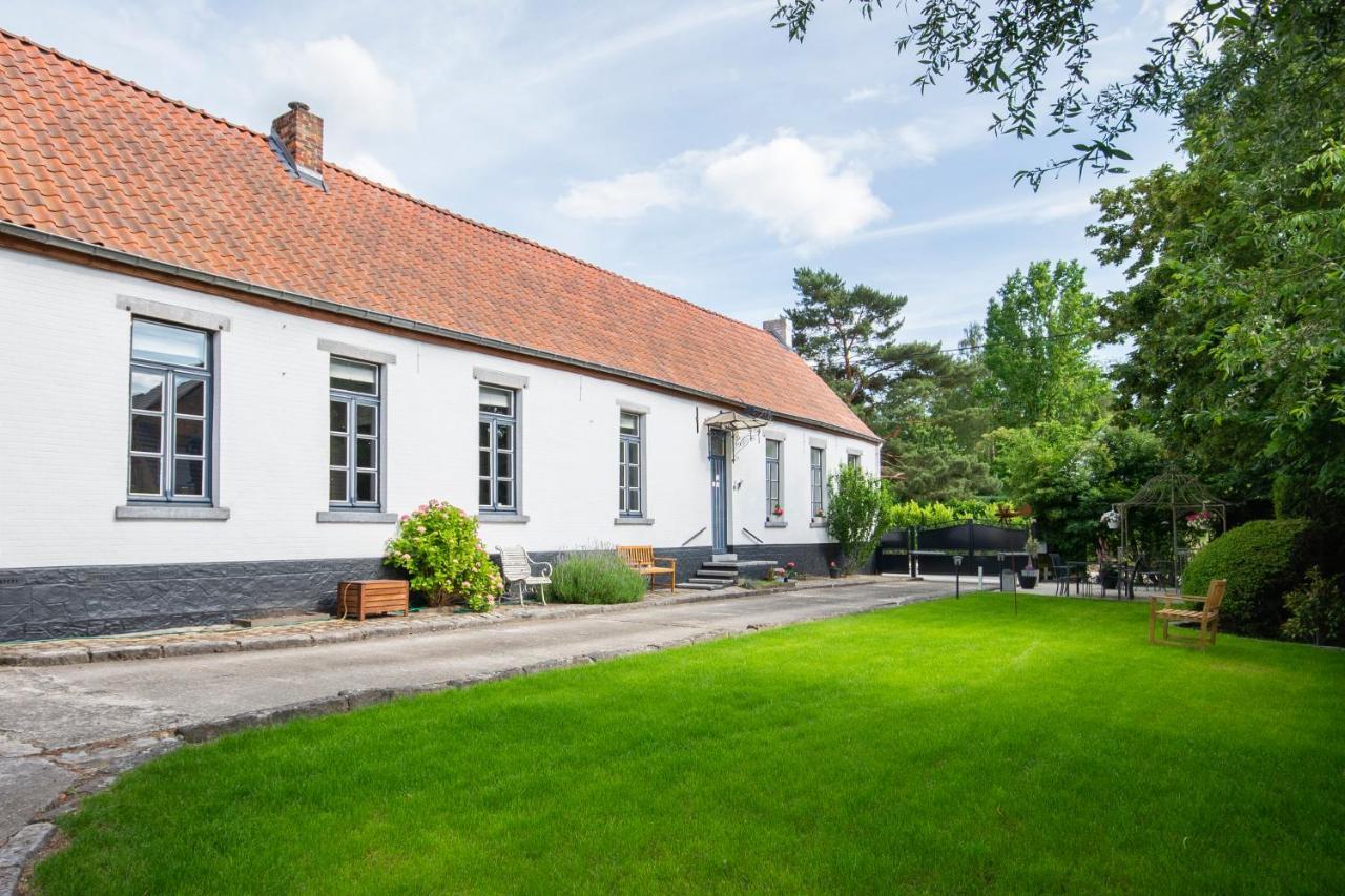 Bed and Breakfast Au Petit Dragon Mons Exterior foto